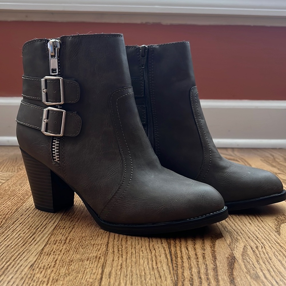 Mossimo Supply Co Boots